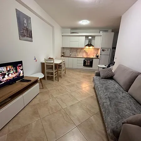 Eliss House