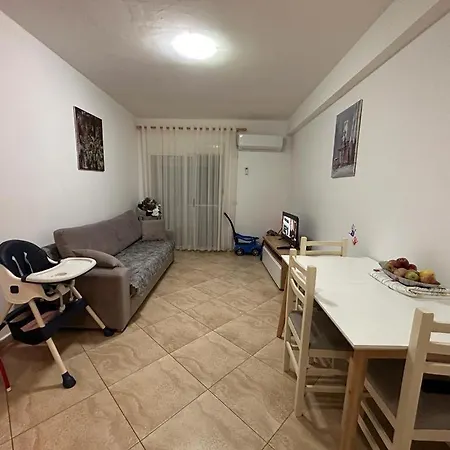 Eliss House Apartamento *